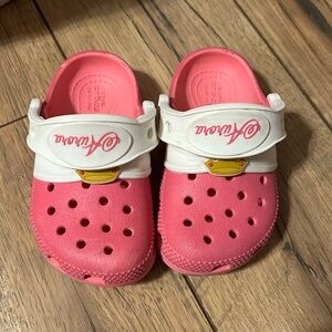 Princess crocs size 6c (toddlers)